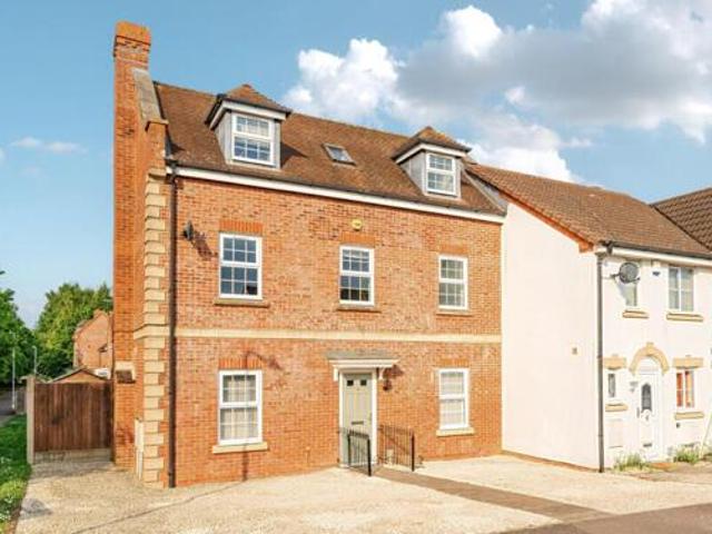 House for sale in Oad Street, Kent