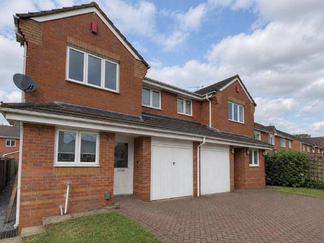 House for rent in Warwick Gates, Warwick