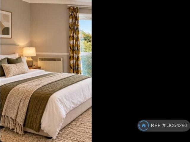 Apartment for rent in Mill Meads, Greater London