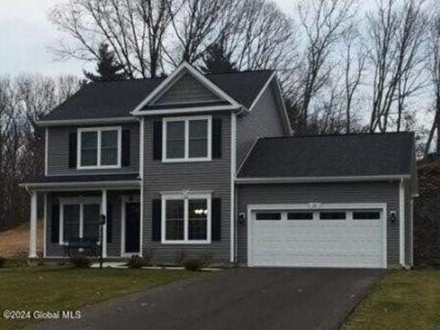 House for sale in Mechanicville