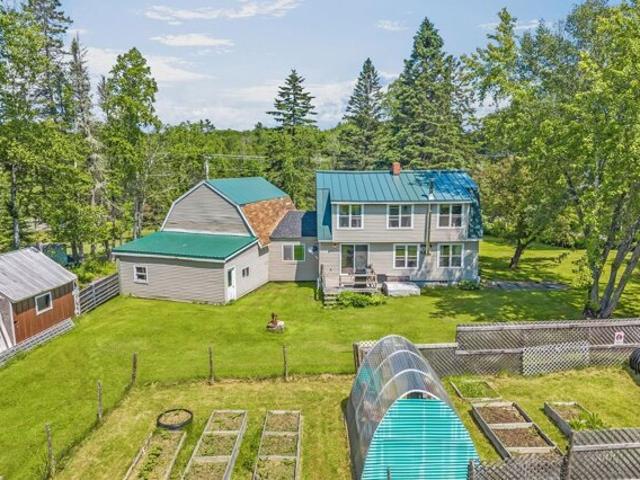 House for sale in Maine