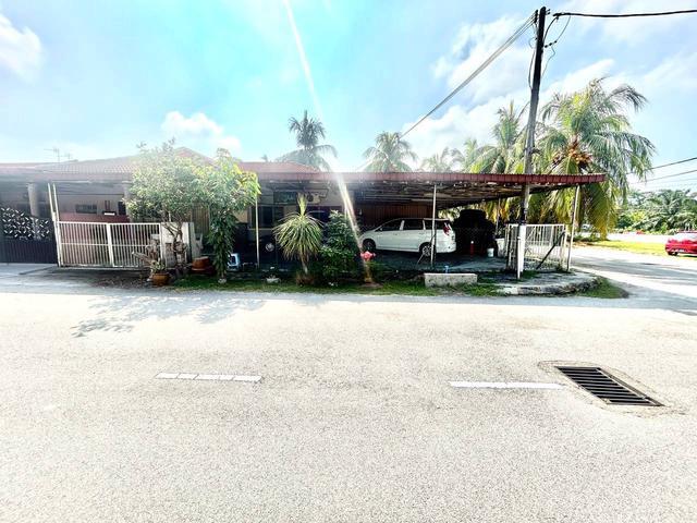 Terraced House for sale in Kuala Selangor, Selangor