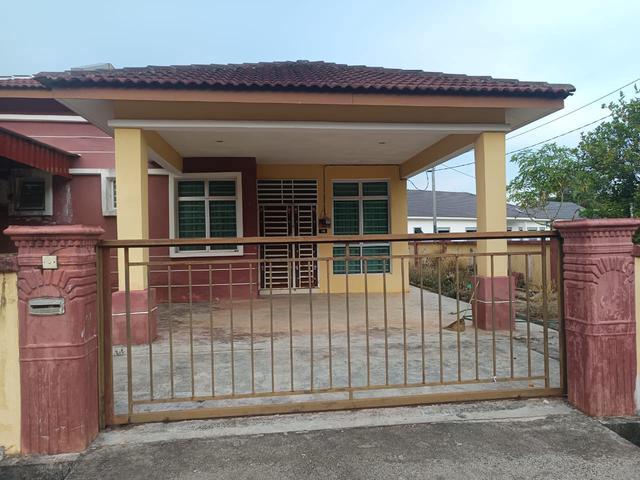 Residential House for sale in Sik Dalam, Kedah