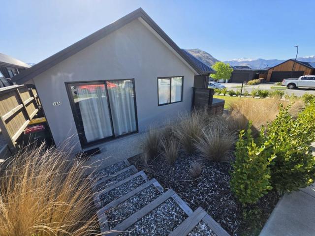 Apartment for rent in Hanleys Farm, Jacks Point