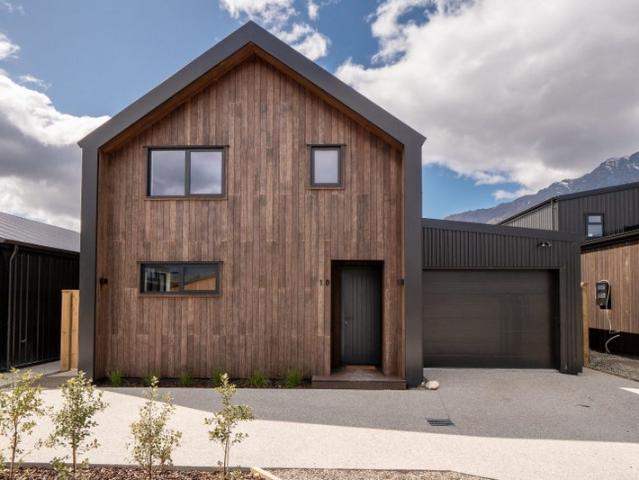 House for rent in Otakou