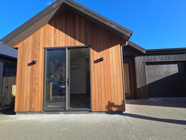 Apartment for rent in Otakou
