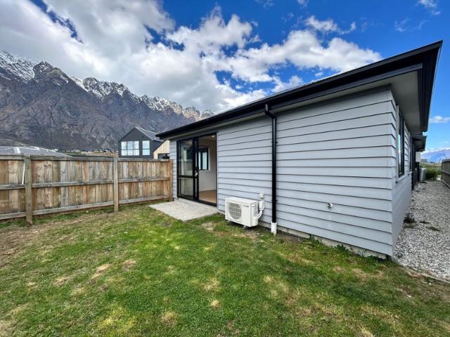 Apartment for rent in Otakou