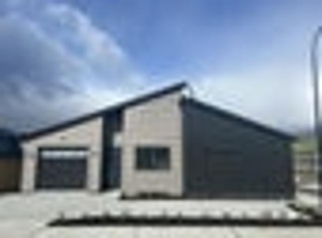 House for rent in Otakou