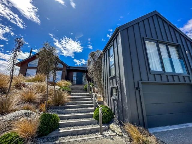 House for rent in Otakou