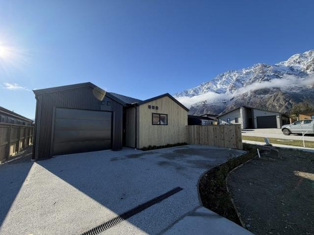 House for rent in Otakou