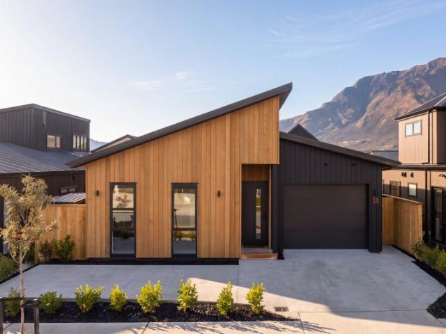 House for rent in Otakou
