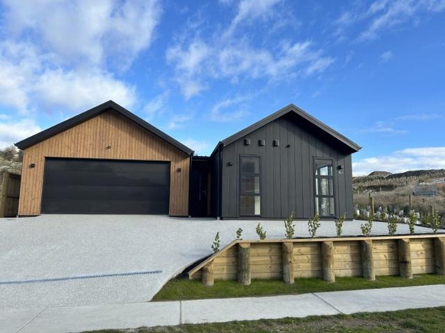 House for rent in Otakou