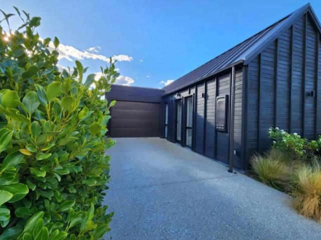 House for rent in Otakou