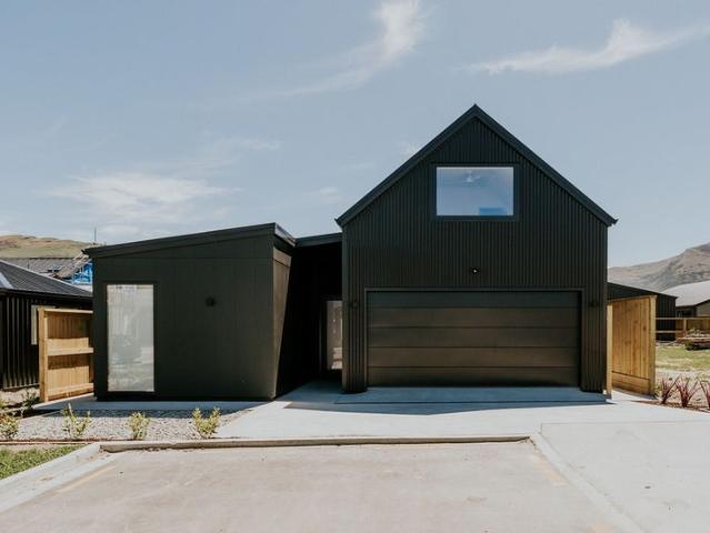 House for rent in Goldfield Heights, Queenstown