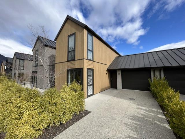 House for rent in Otakou