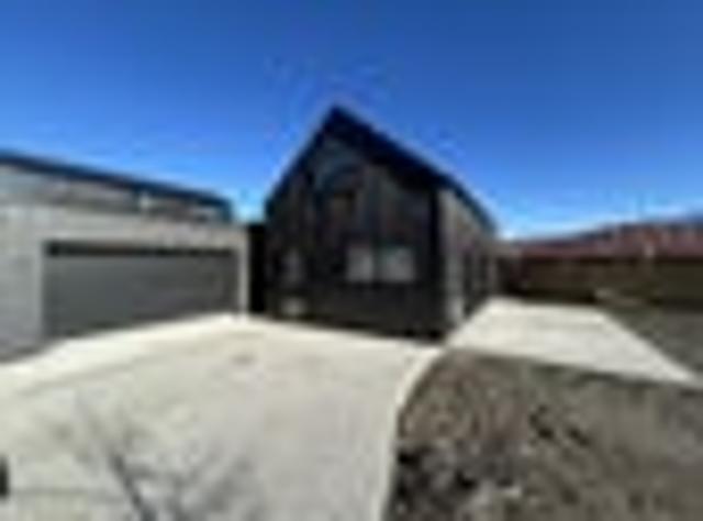 House for rent in Otakou