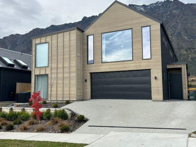 House for rent in Otakou