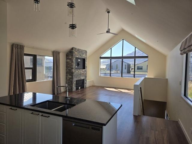 House for rent in Otakou