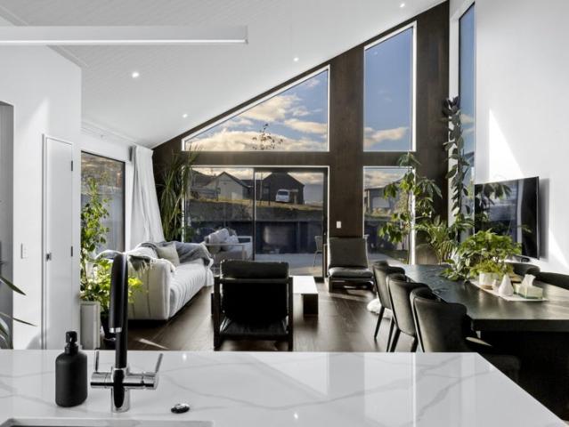 House for rent in Otakou