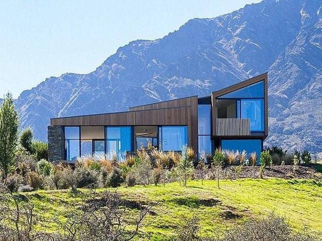 House for rent in Otakou
