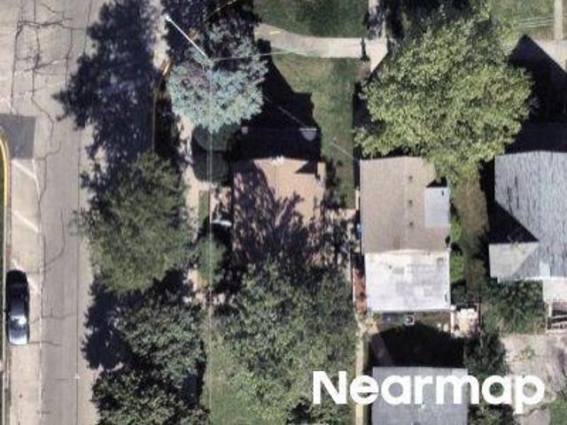 House for sale in North Chicago, Lake County