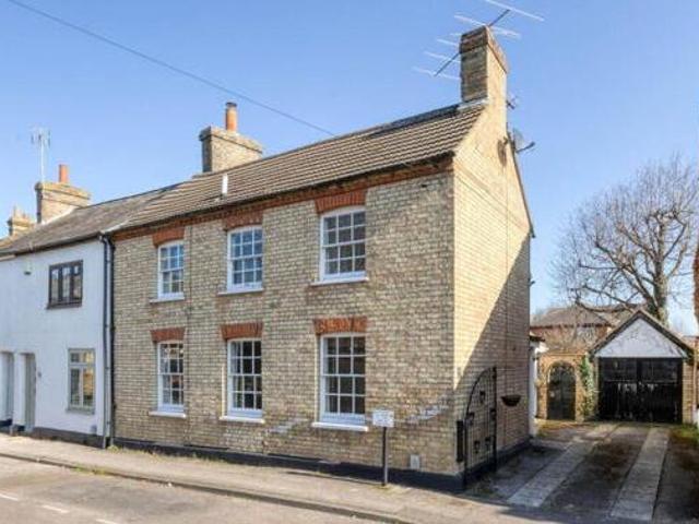 House for sale in King's Walden, Hertfordshire