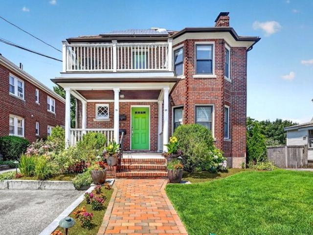 Condo for sale in Auburndale, Massachusetts