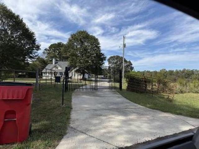 House for sale in Hoschton, Georgia