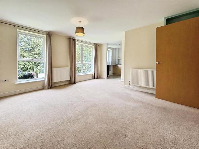 Apartment for rent in St James, Sandown Park