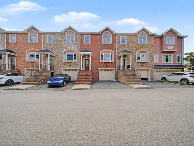House for sale in Jacob's Landing, Secaucus