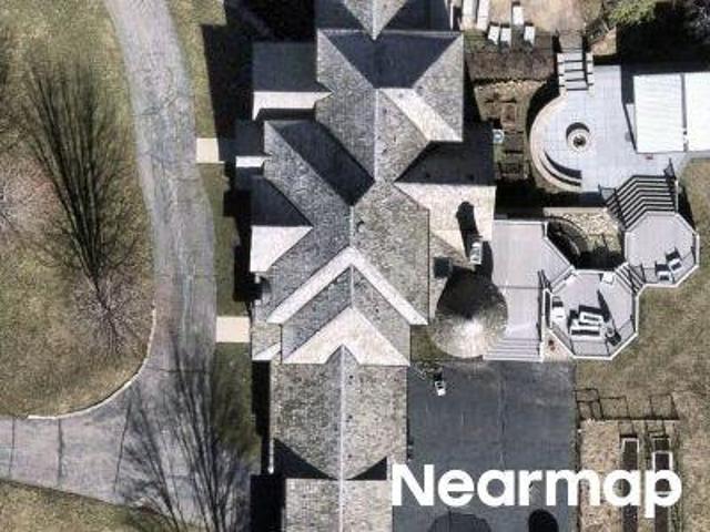 House for sale in Mchenry, Illinois