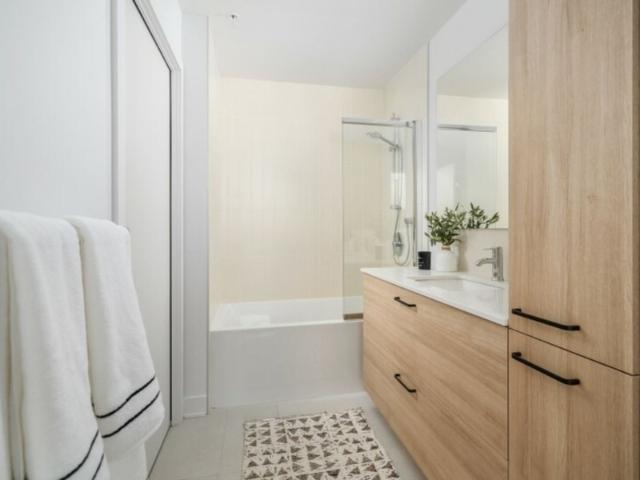 Apartment for rent in St. Leonard's, Quebec