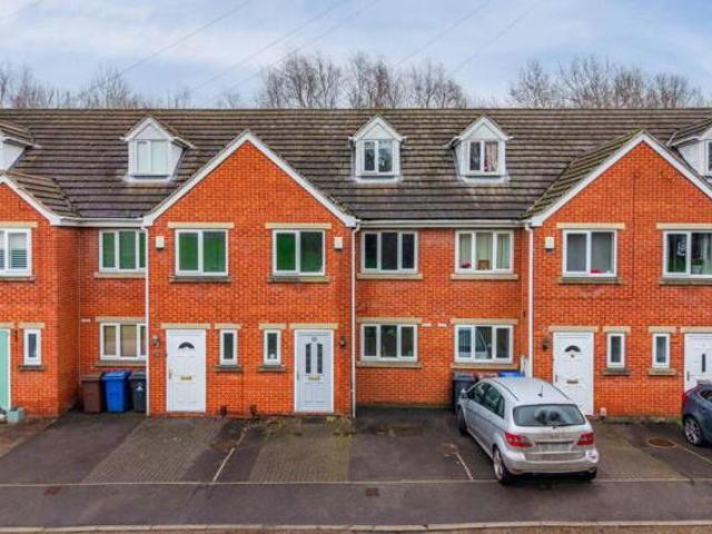 House for sale in Ardsley, South Yorkshire