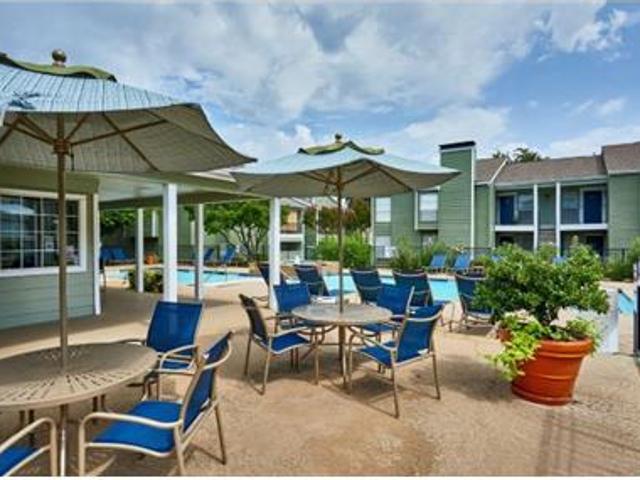 House for rent in Addison