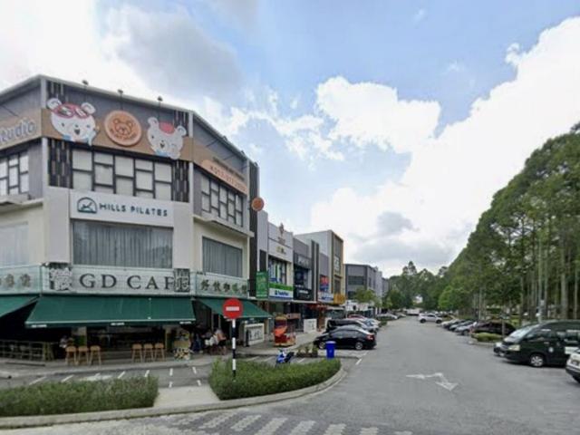 Shop for sale in Kajang, Langat