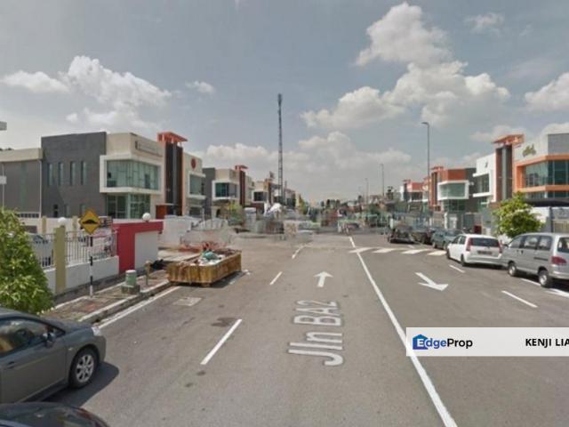 Shop for rent in Kajang, Langat