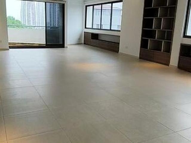 Condominium for sale in Holland