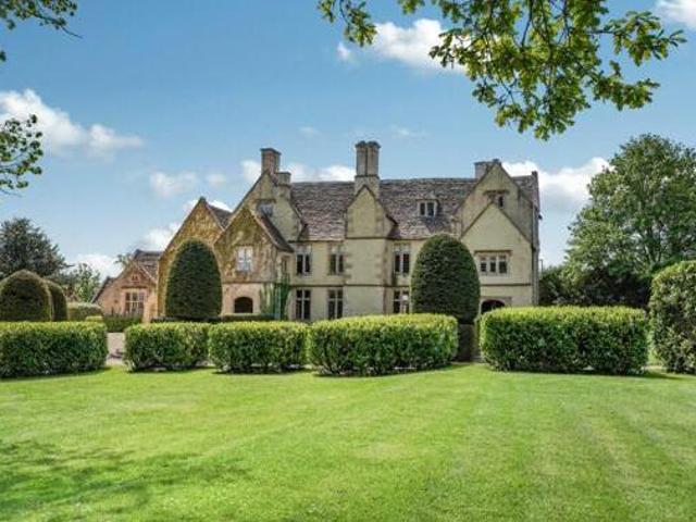 House for sale in Wadswick Green, Neston