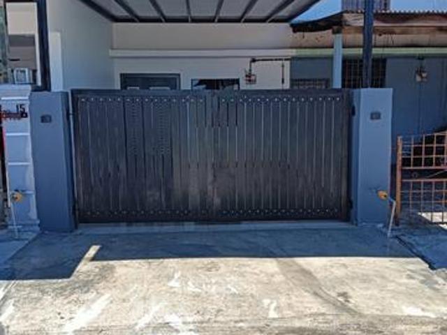 Terraced House for sale in Pekan Nanas, Johor