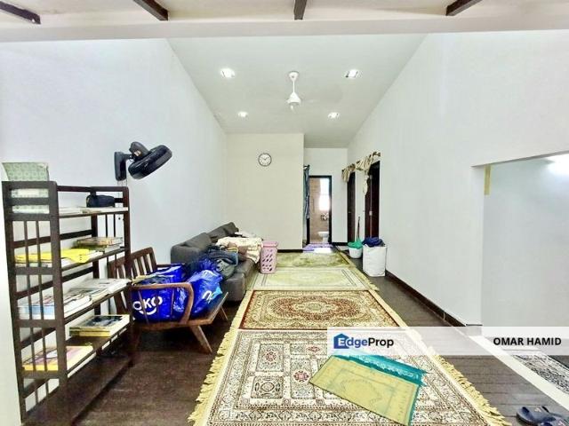 House for sale in Country Heights Damansara, Kuala Lumpur