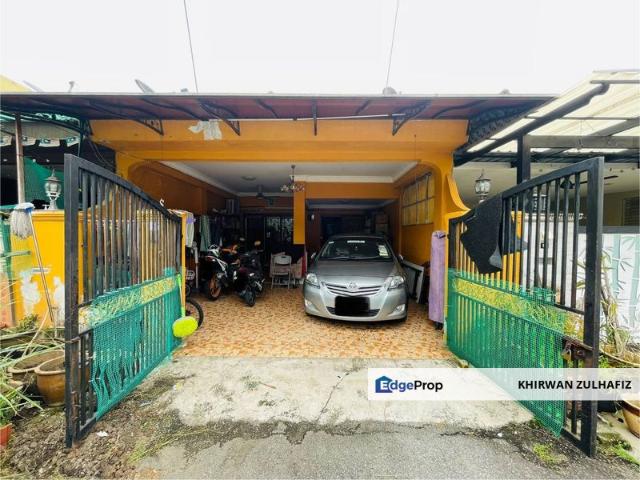 House for sale in Jalan Adenium Seksyen BB5, Bukit Beruntung