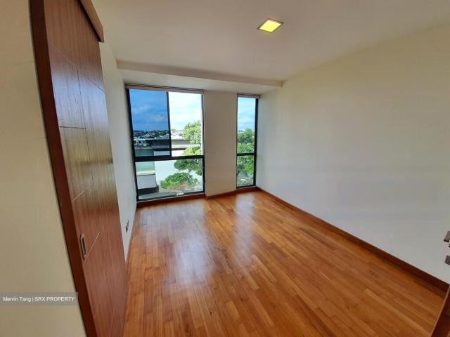 Condominium for sale in Holland