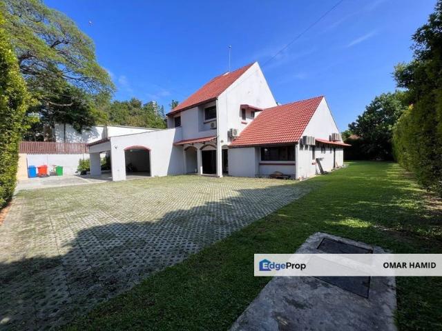 House for sale in Country Heights Damansara, Kuala Lumpur