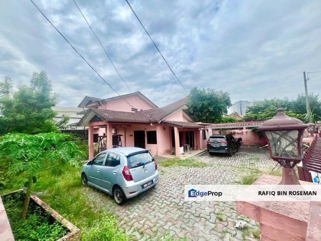 House for sale in Country Heights Damansara, Kuala Lumpur