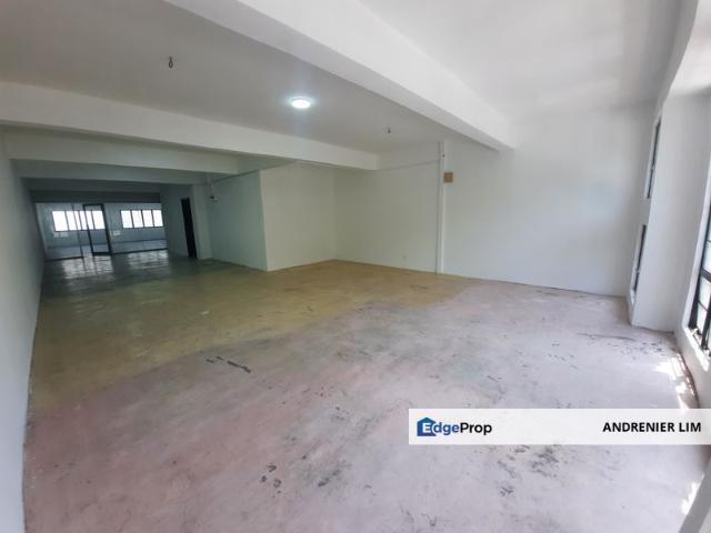 Shop for rent in Alam Impian, Selangor