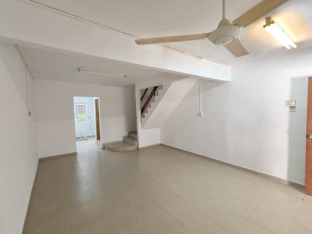 Terraced House for sale in Ulu Tiram, Johor