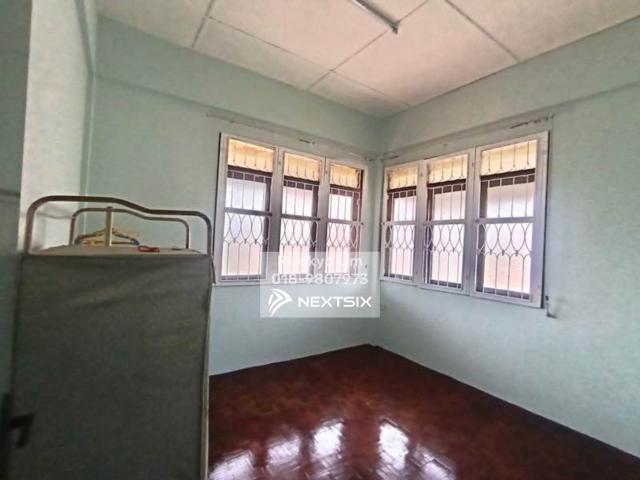 Shop for rent in Kuching