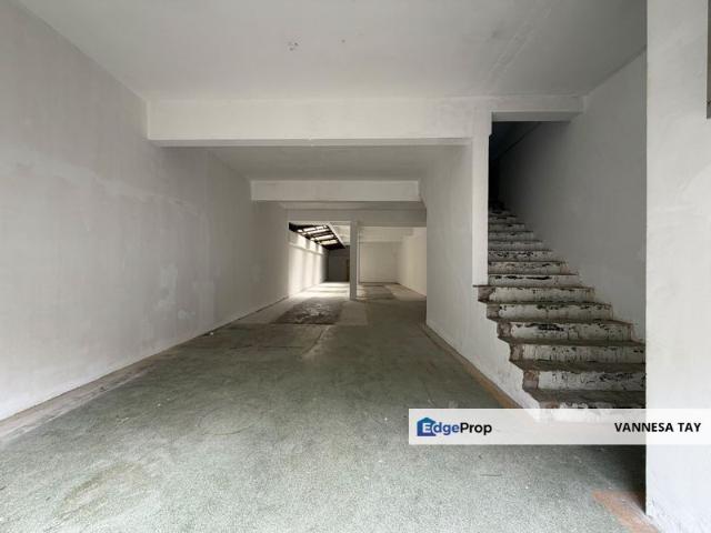 Shop for rent in Bangsar, Kuala Lumpur