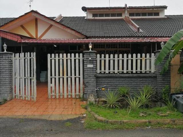 Terraced House for sale in Ulu Tiram, Johor
