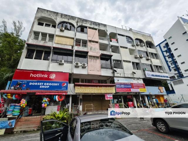 Shop for sale in Moonlight Bay, George Town